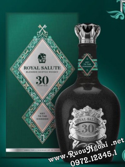 Rượu Royal Salute 30 YO - 2022