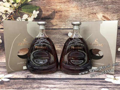 Rượu Hennessy Jamse