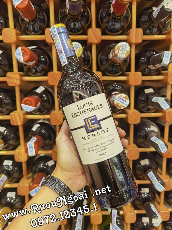 Rượu vang Louis Eschenauer Merlot
